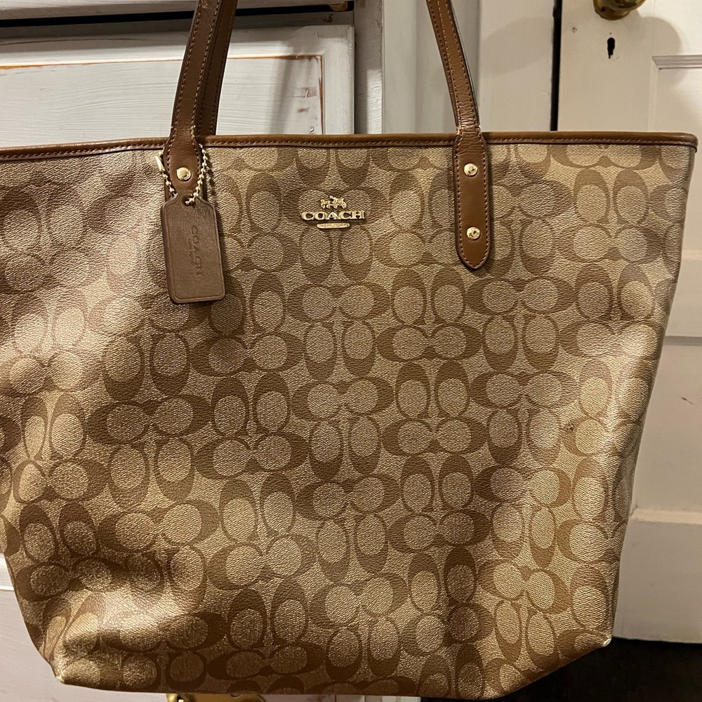 Coach tote